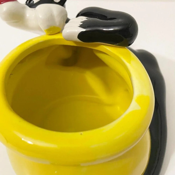 Warner Bros Looney Tunes Sylvester and  Tweety Bird Vase Flower Planter - Picture 7 of 16